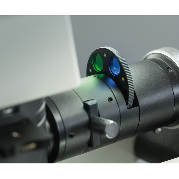 Microscopio per uso metallurgico KERN OKM 173-2026e
